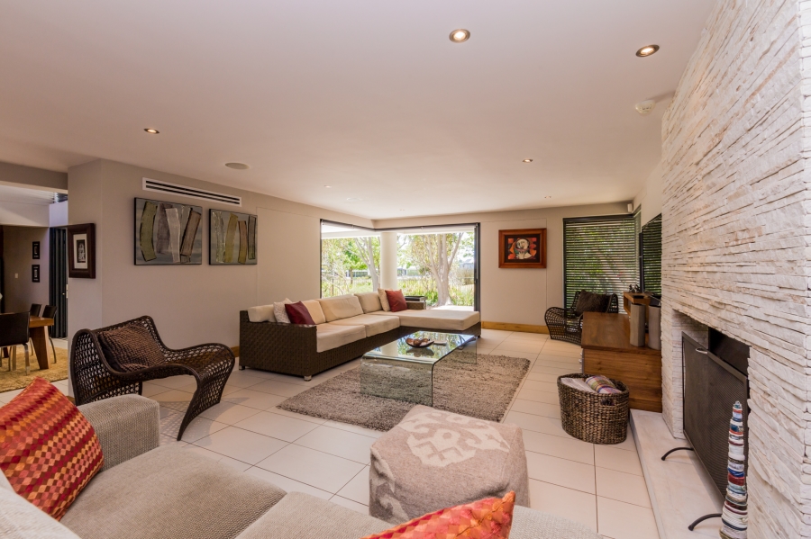 4 Bedroom Property for Sale in Pearl Valley at Val de Vie Western Cape